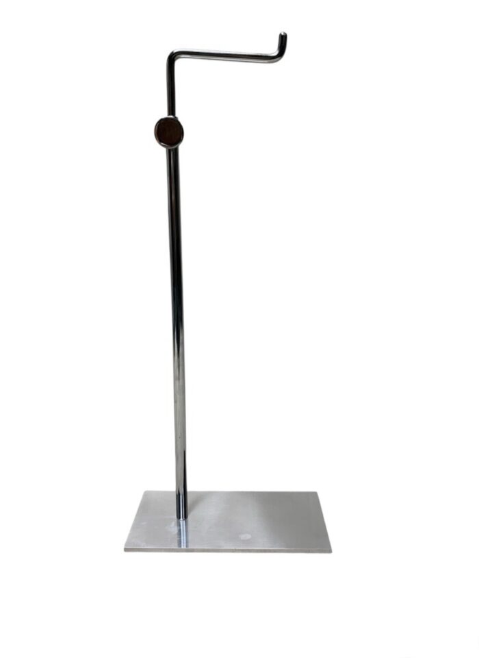 Expositor gancho, regulable de 40 a 72cm, cromado.