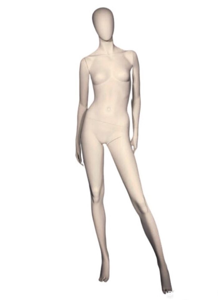 Maniquí mujer colección Gisela, posición 101C, cabeza huevo , brazos rectos. Blanco mate.